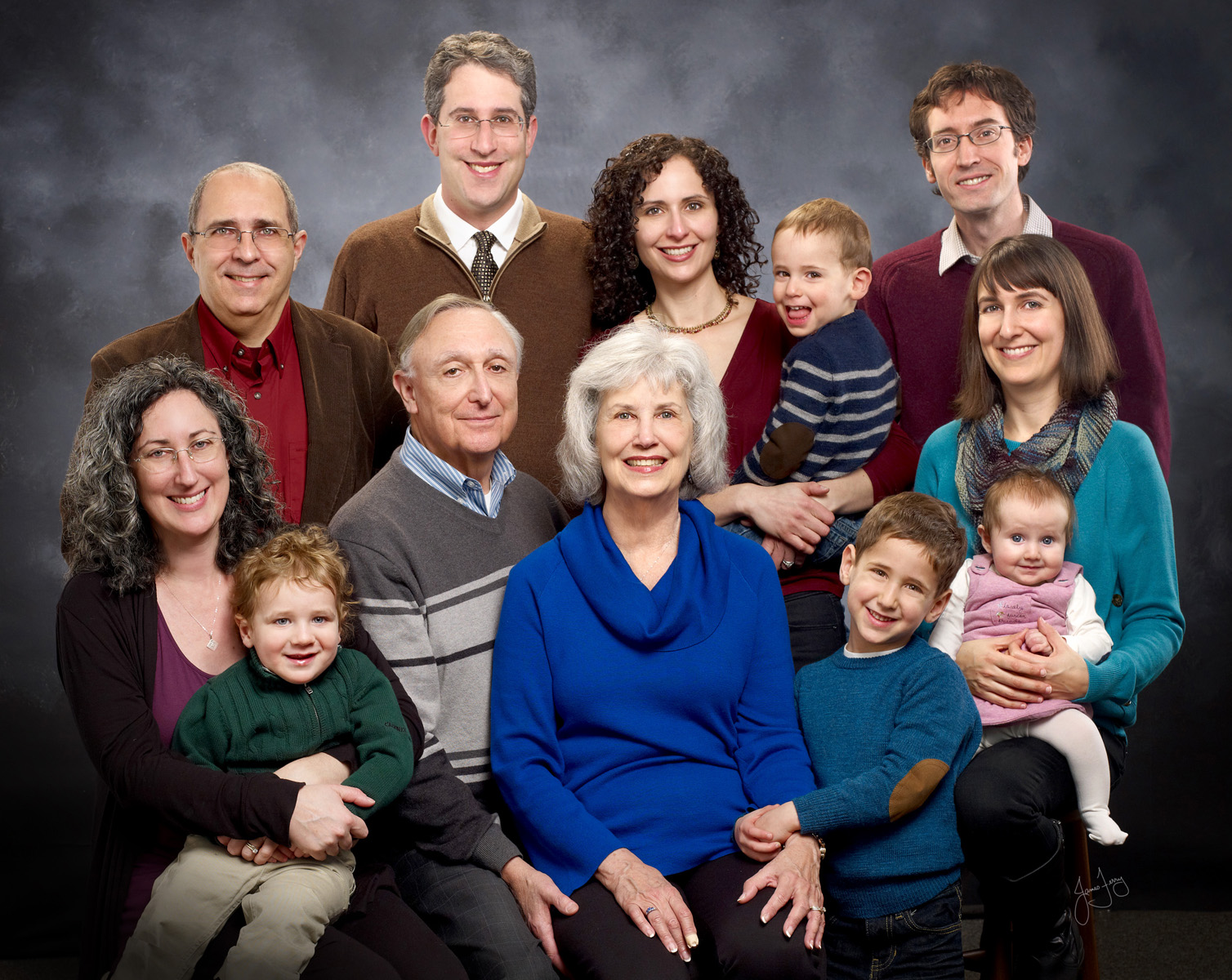 Large Family portrait in Studio